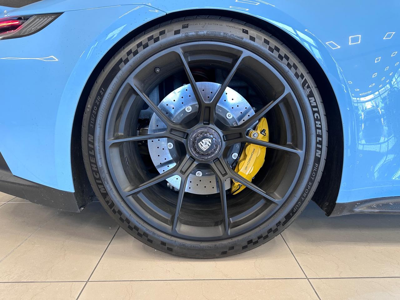 Porsche 911 Coupe 4.0 GT3 auto