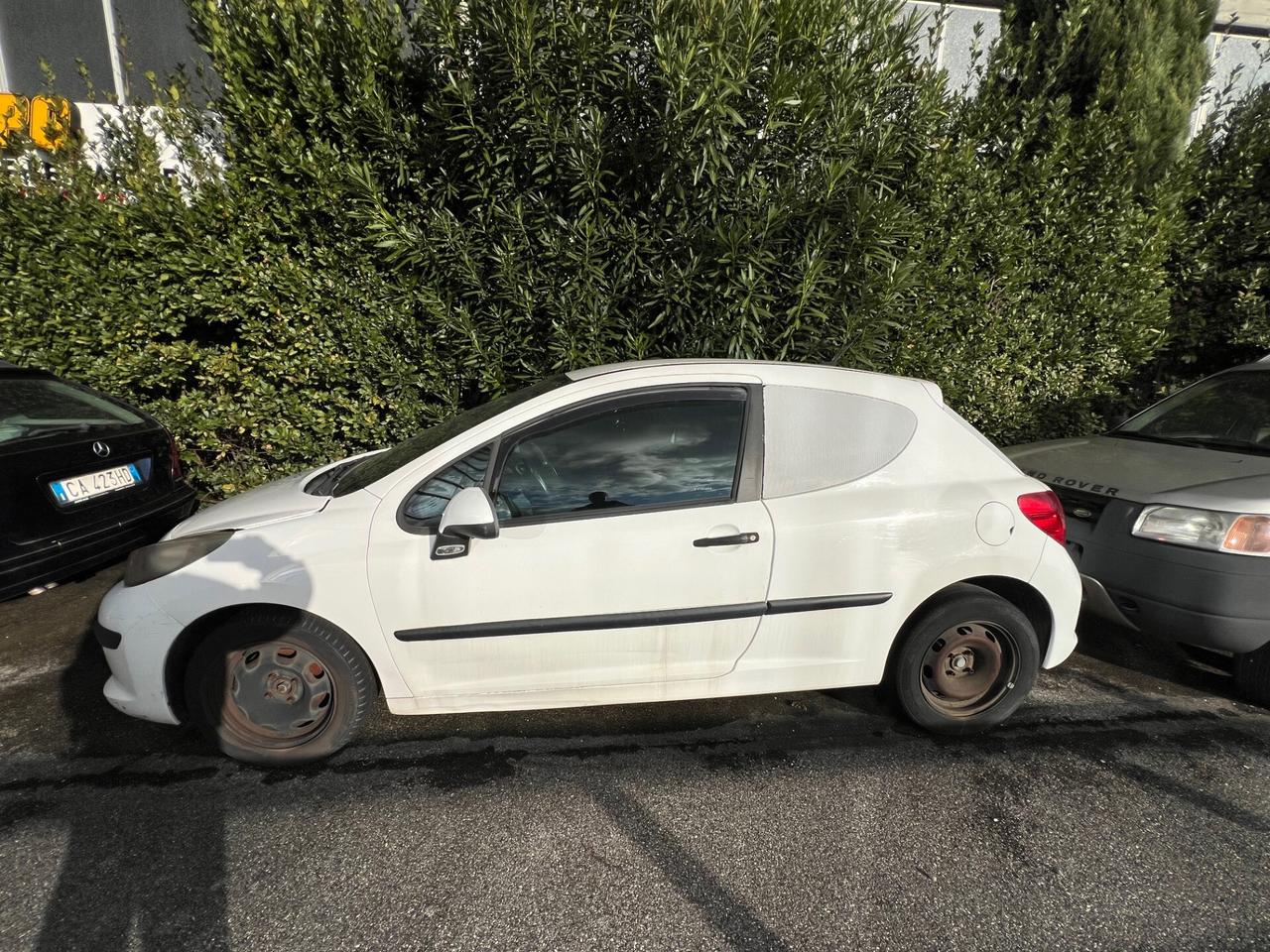Peugeot 207 1.4 HDi 70CV 3p. XAD Van