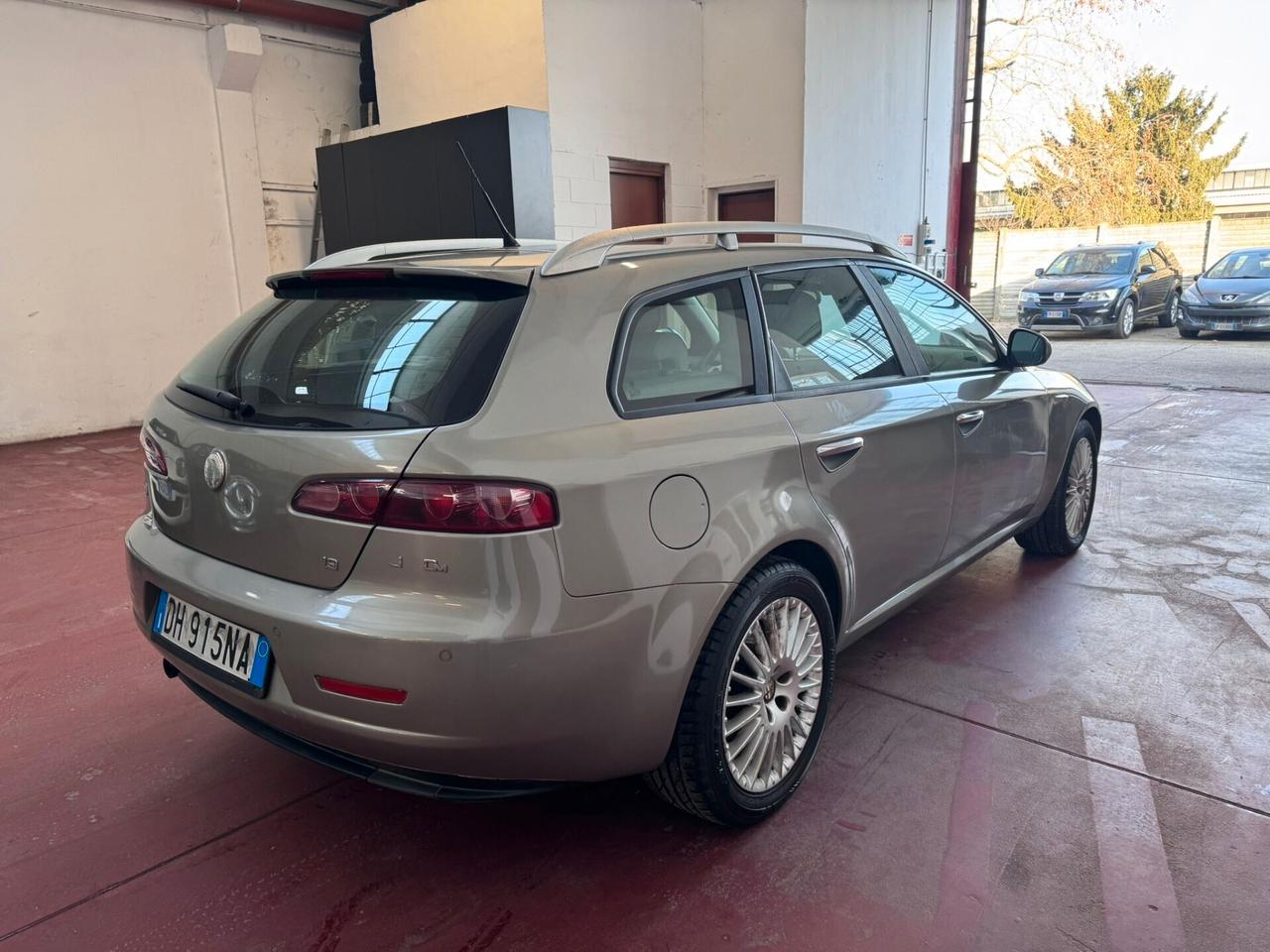 Alfa Romeo 159 1.9 JTDm 16V Sportwagon