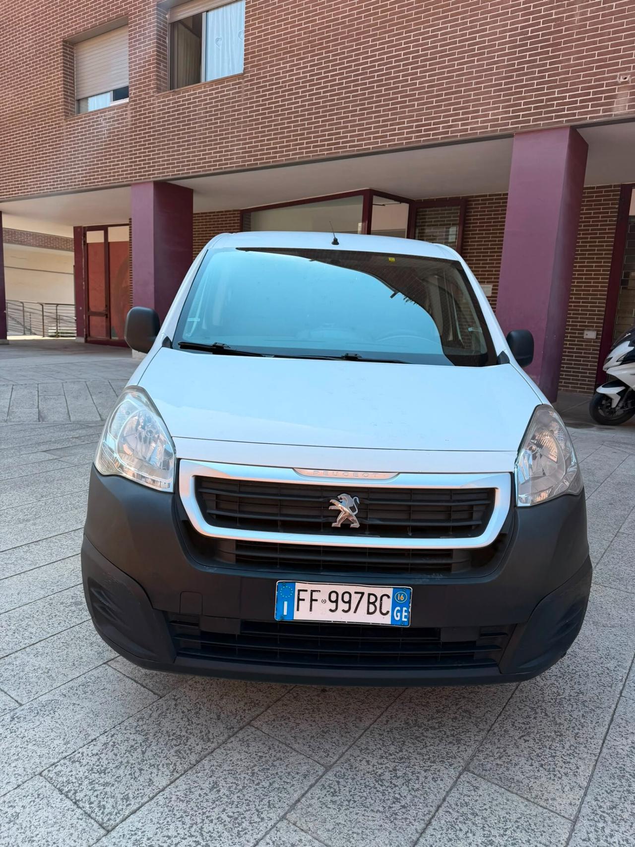 Peugeot