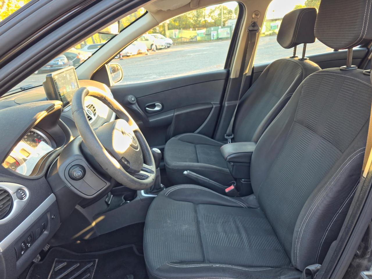 Renault Clio 1.2 16V 5 porte Luxe CV-75 2009-E4 Manuale GPL NEO