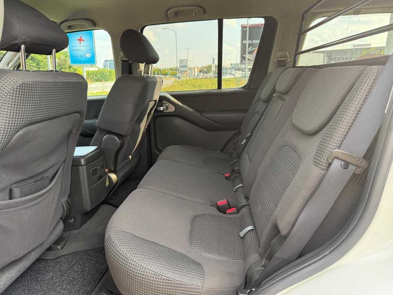 Nissan Pathfinder 2.5 dCi Sport Platinum