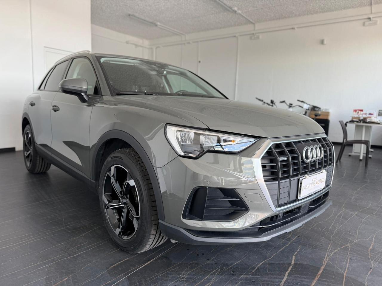 Audi Q3 35 TDI S tronic Business Advanced