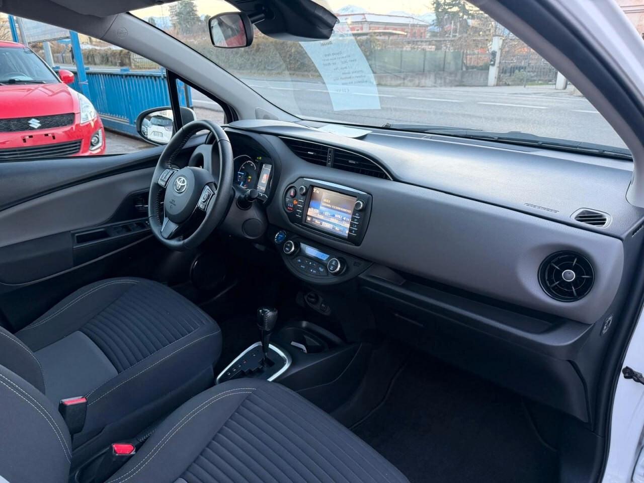 Toyota Yaris 1.5 Hybrid 5 porte Cool