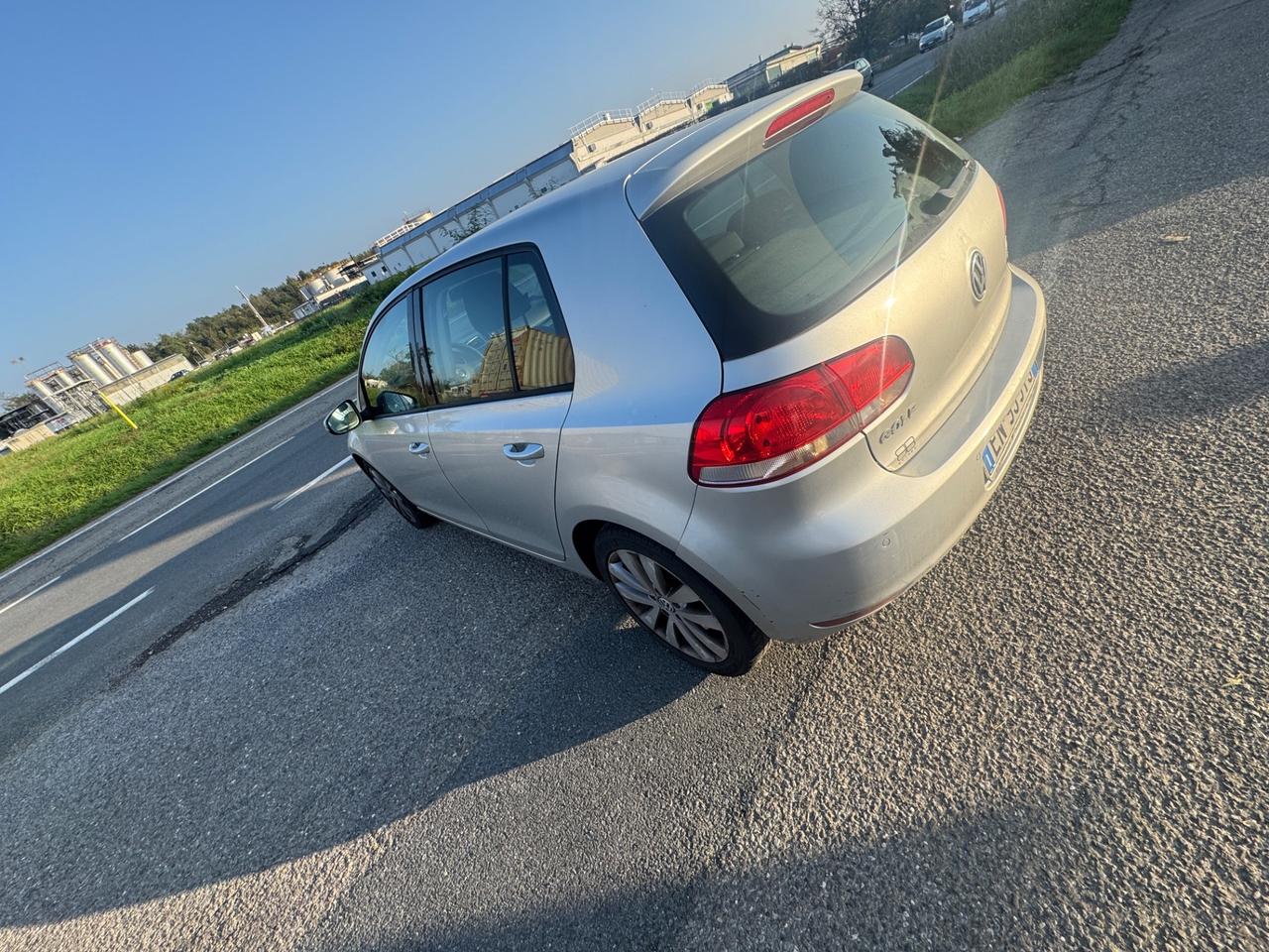 Volkswagen Golf 1.6 TDI DPF 3p. Highline