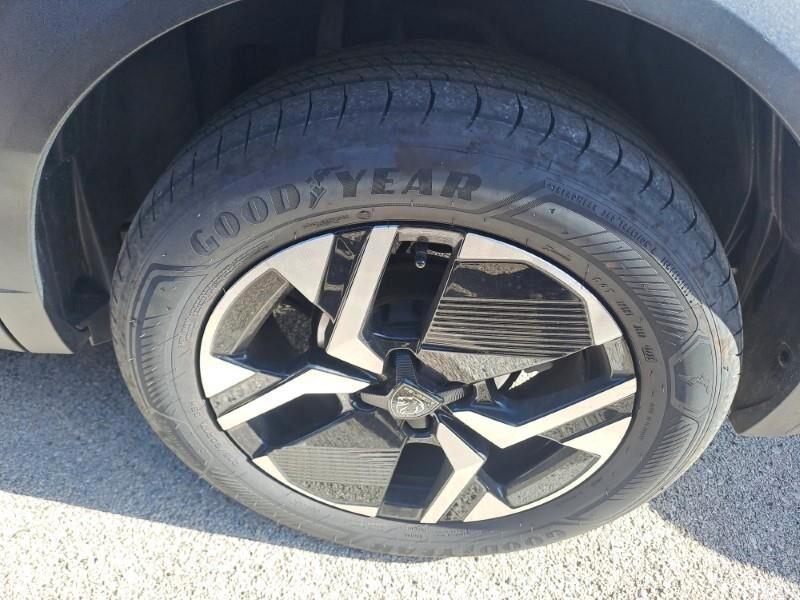 Peugeot 2008 PureTech 100 S&S Allure