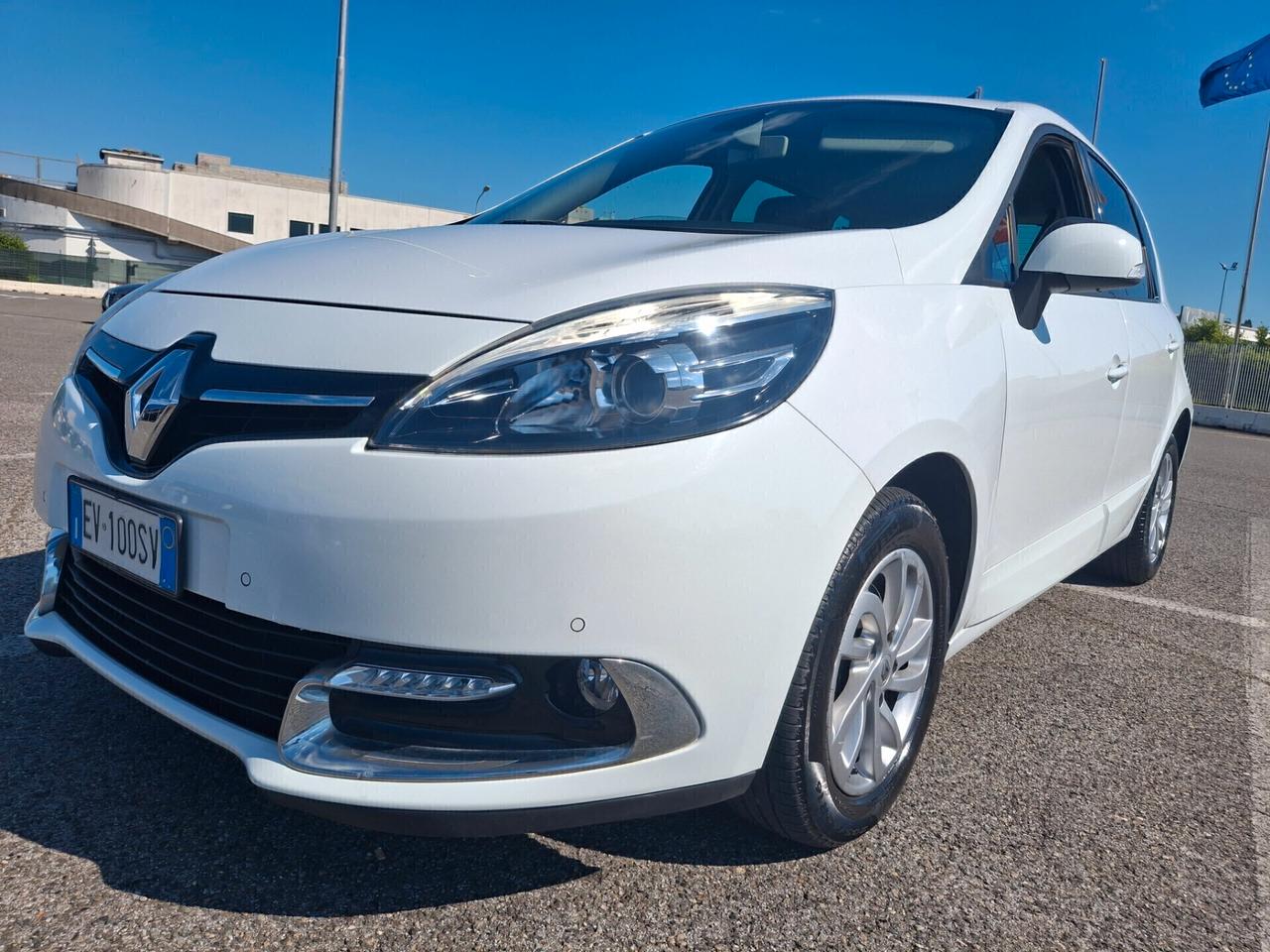 Renault Scenic XMod 1.5 dCi 110CV.Start&Stop-NAVIGATORE-