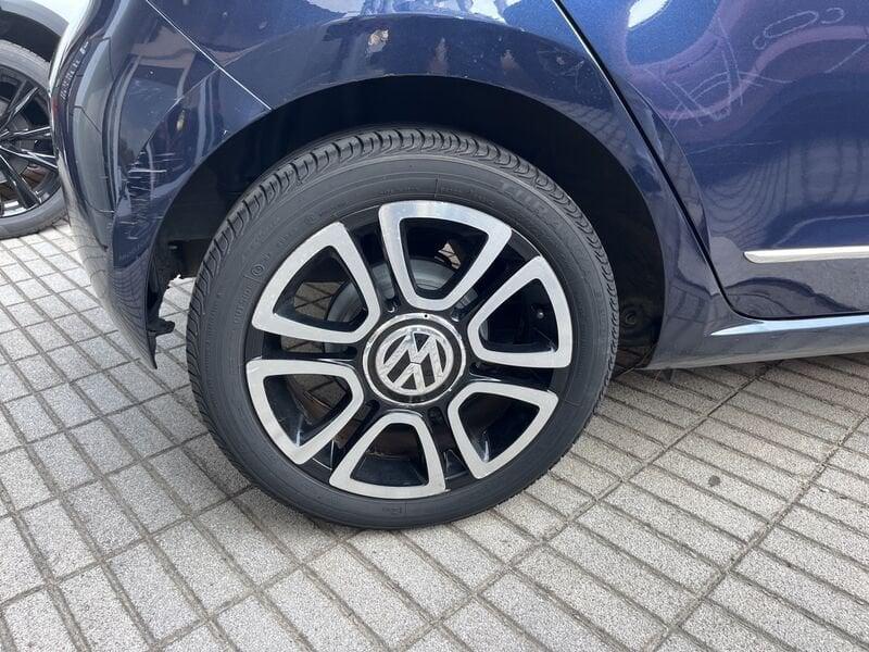 Volkswagen up! 1.0 75 CV 5 porte high up!