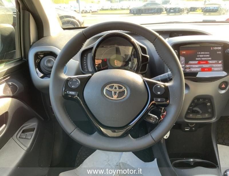 Toyota Aygo 2ª serie Connect 1.0 VVT-i 72 CV 5 porte x-play