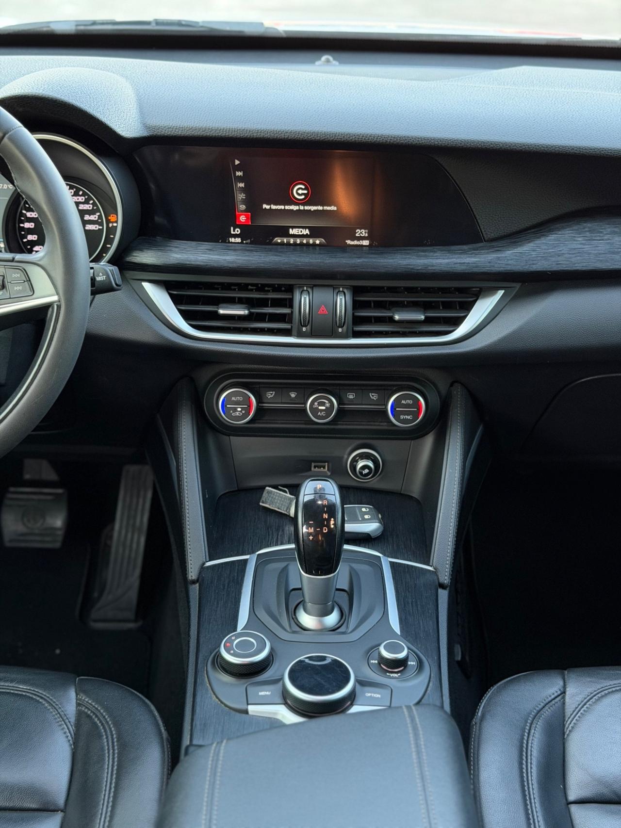 Alfa Romeo Stelvio 2.2 Turbodiesel 190 CV AT8 Q4 Executive