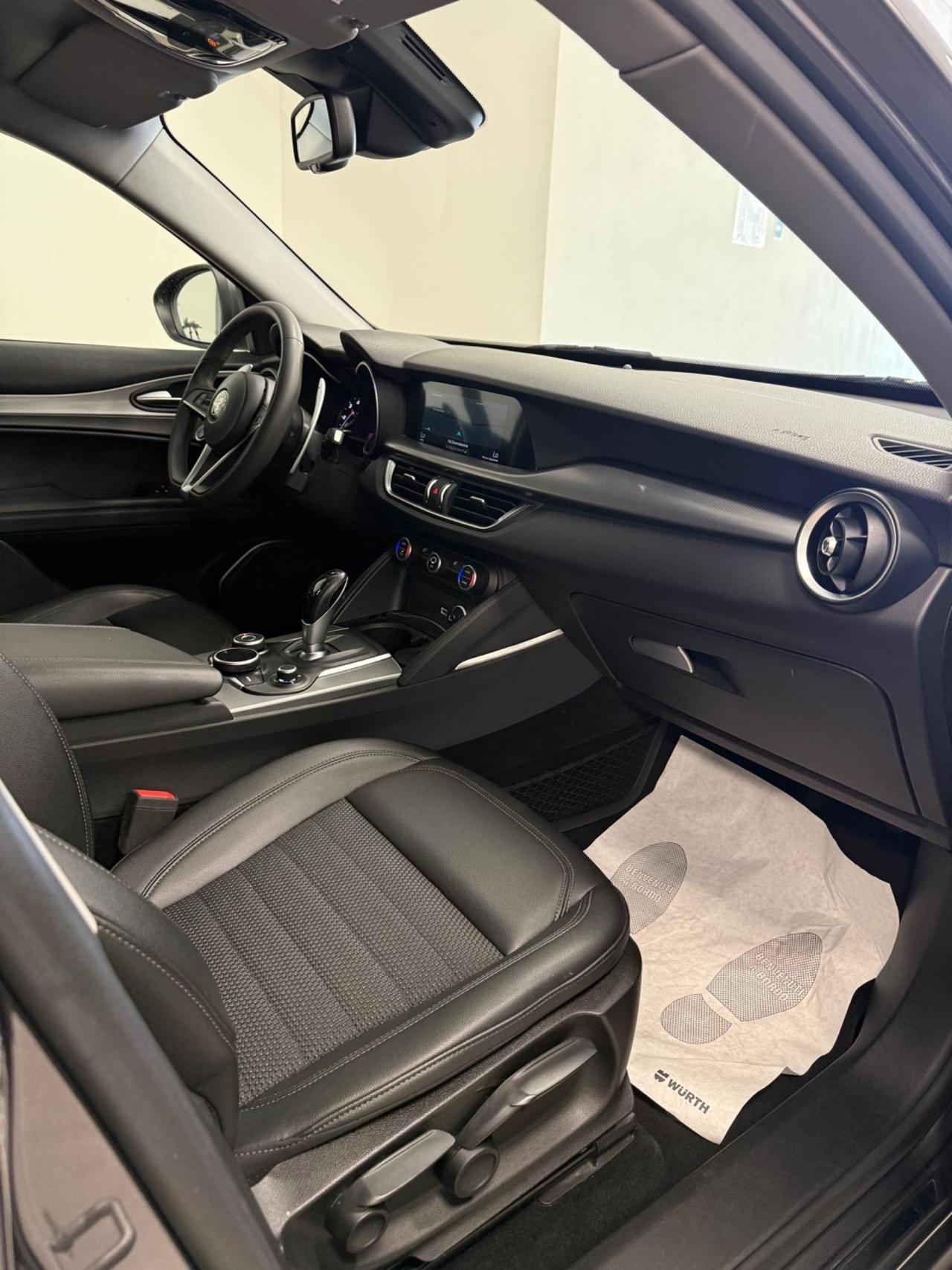Alfa Romeo Stelvio 2.2 Turbodiesel 210 CV AT8 Q4 B-Tech