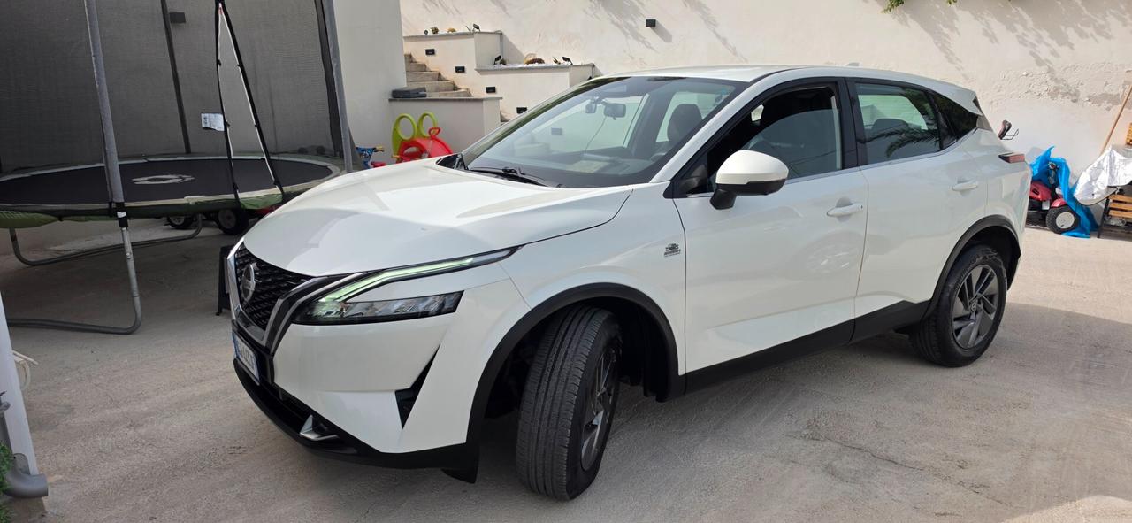 Nissan Qashqai MHEV 140 CV Business