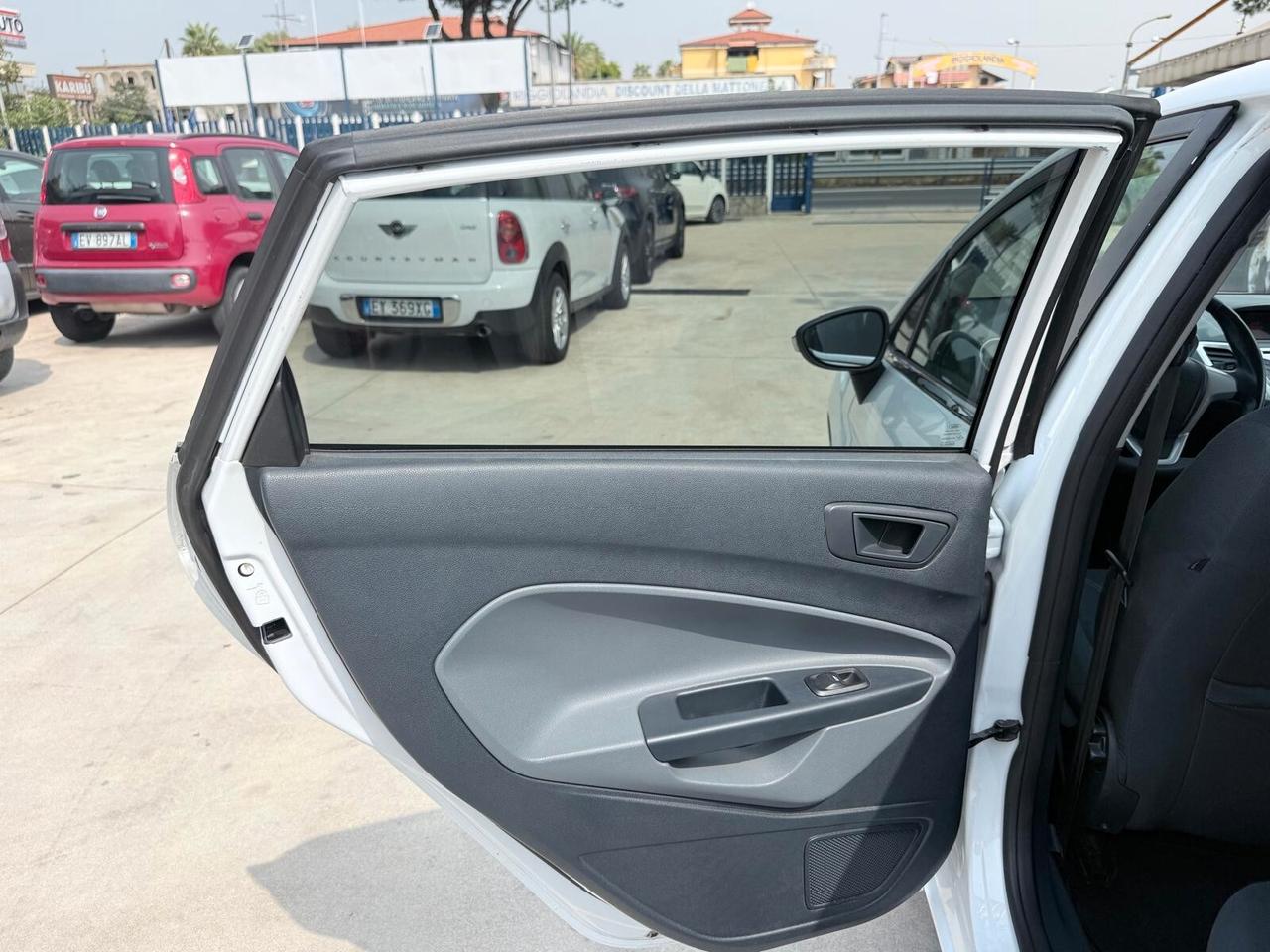 Ford Fiesta 1.2 82 CV 5 porte Titanium