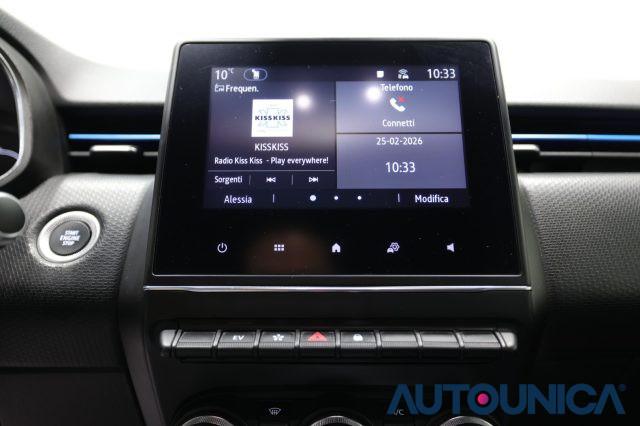 RENAULT Clio FULL HYBRID E-TECH 140 CV AUTOMATICA