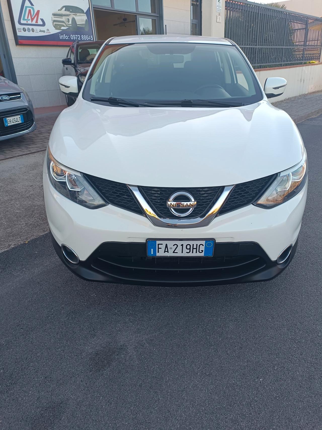 Nissan Qashqai 1.5 dCi Visia