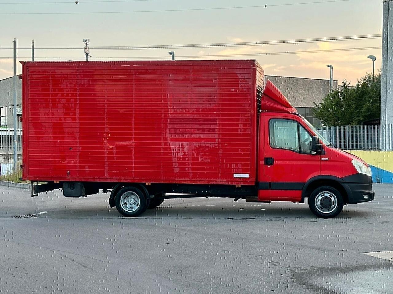 IVECO DAILY con 245.000km SUPER PREZZO!