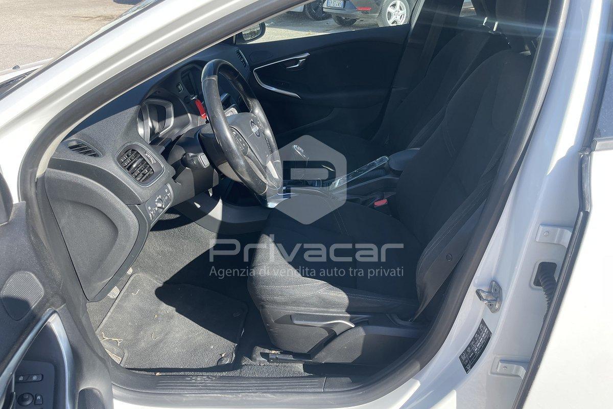 VOLVO V40 D2 1.6 Business
