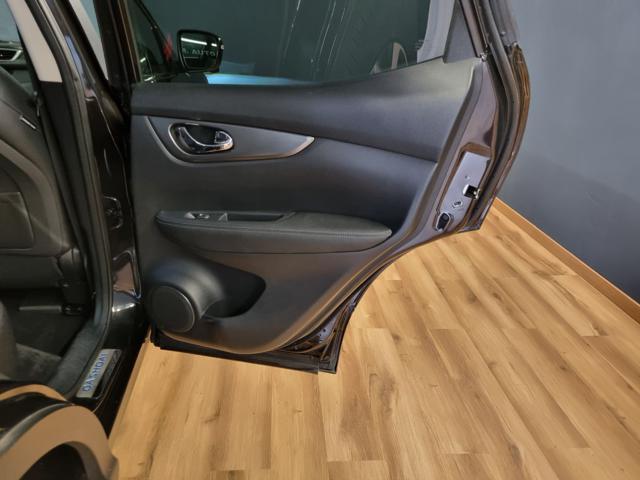 NISSAN Qashqai 1.6 DIG-T TEKNA