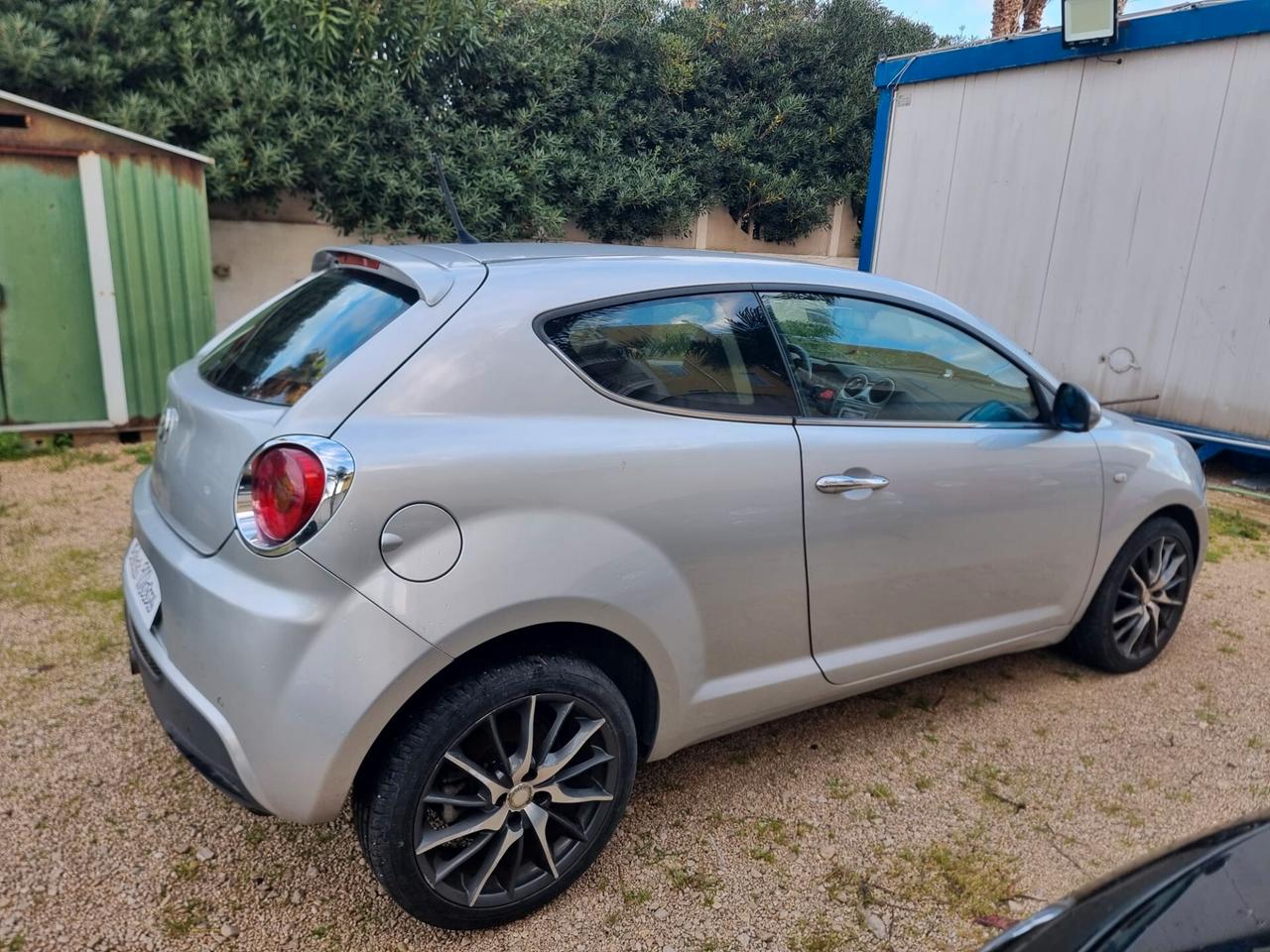 Alfa Romeo MiTo 1.3 JTDm-2 95 CV S&S Distinctive