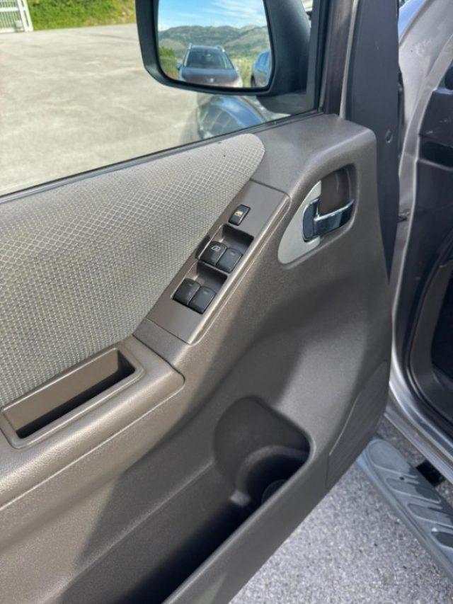 NISSAN Navara 2.5 dCi 190CV 4 porte Double Cab LE