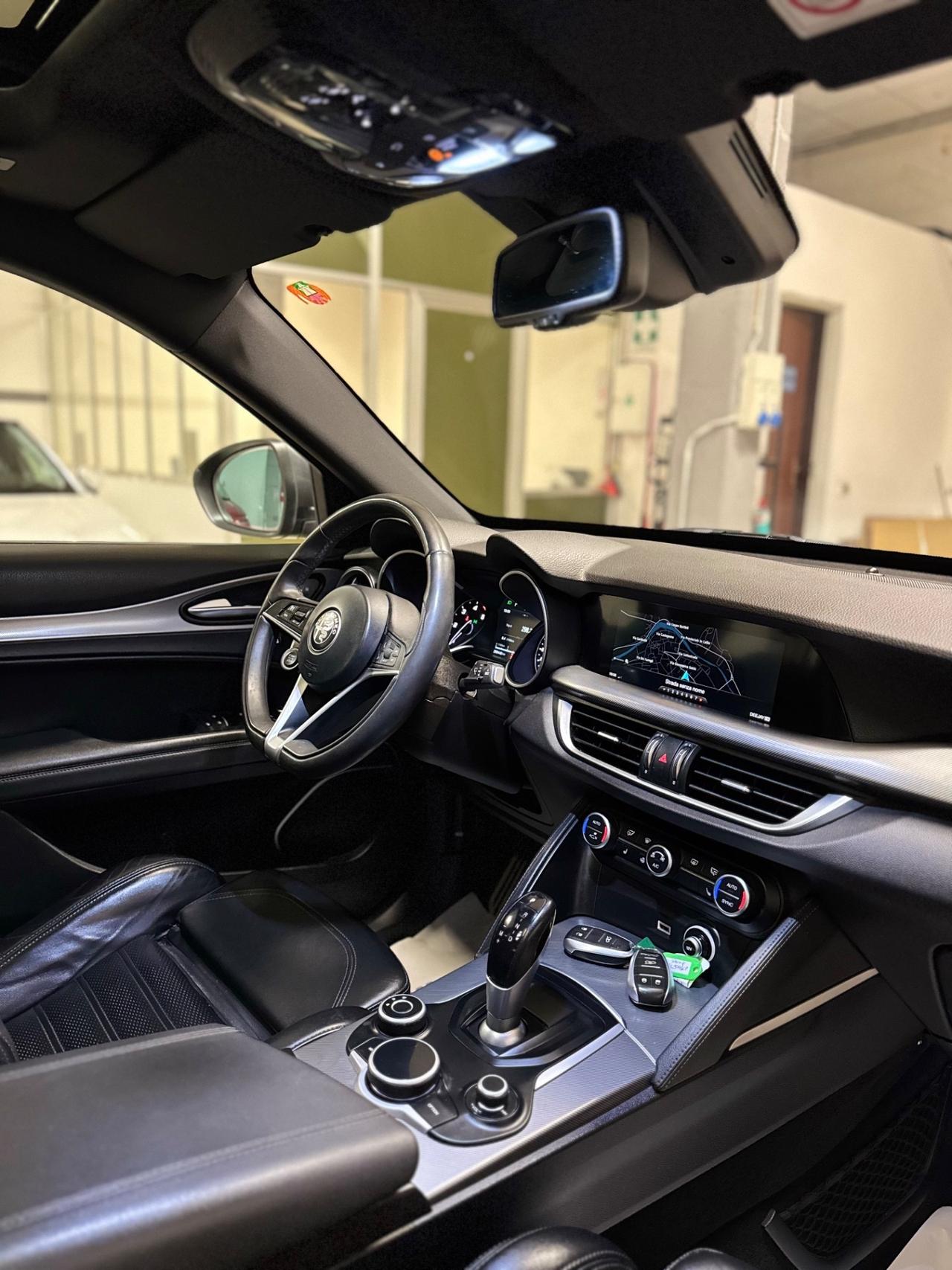 Alfa Romeo Stelvio 2.2 Turbodiesel 210 CV AT8 Q4 Super