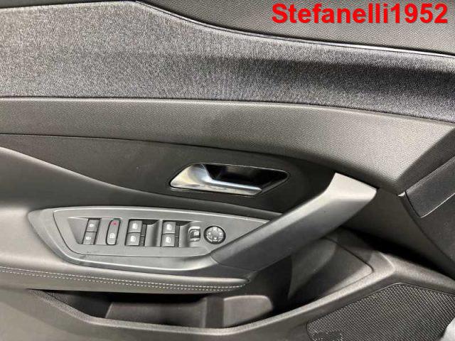PEUGEOT 408 1.2 hybrid Allure 136cv e-dsc6