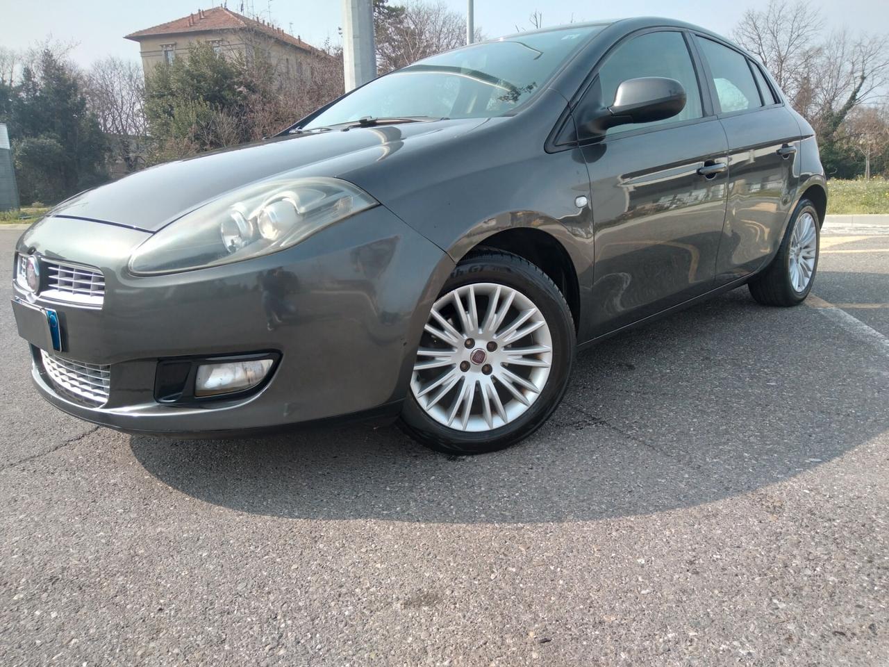 Fiat Bravo 1.4 90cv benzina 6marce Dynamic x neopatentati