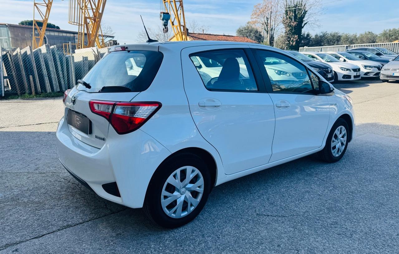 Toyota Yaris 1.5 Hybrid 5 porte Active