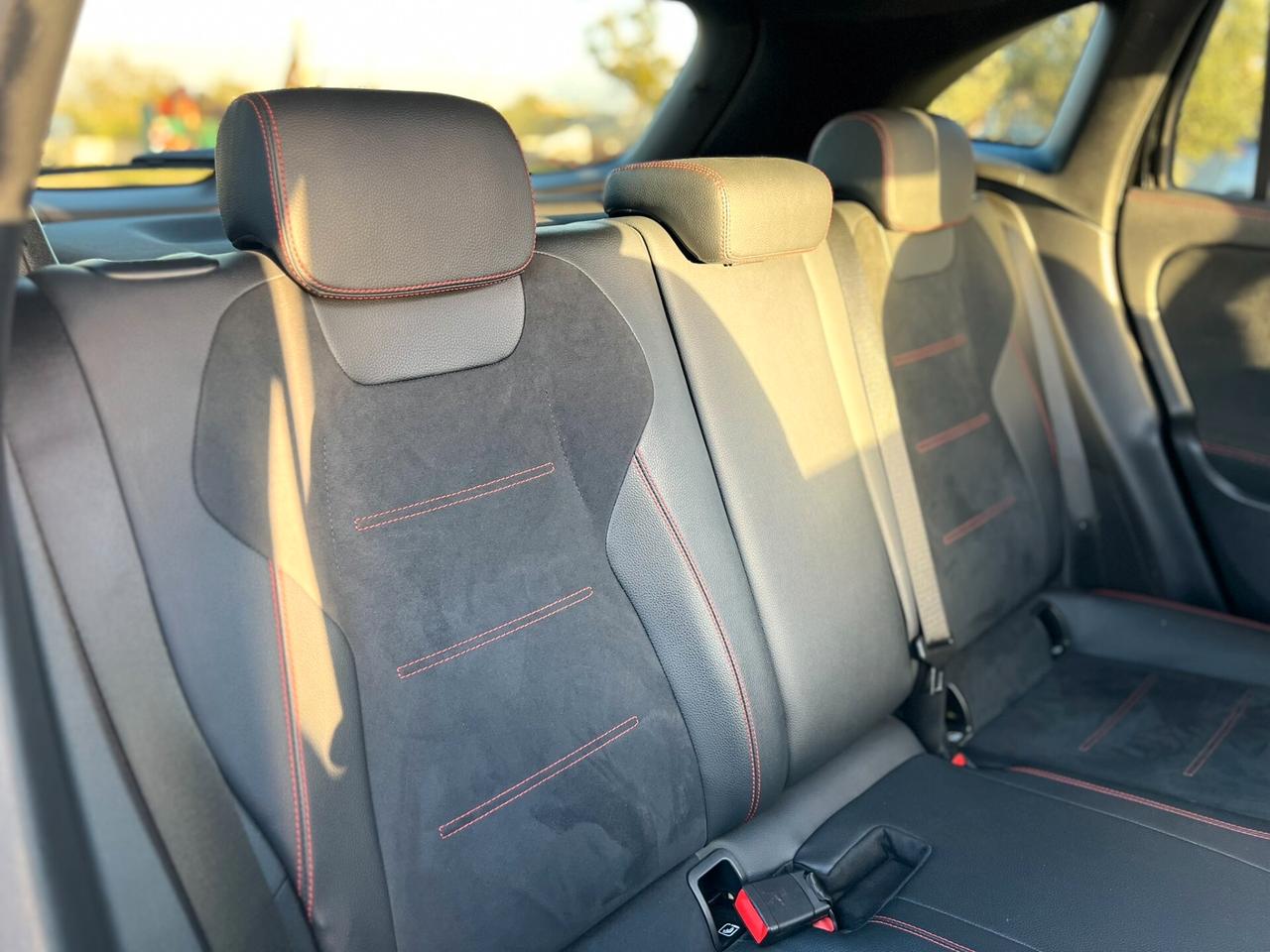 Mercedes-benz GLA 200 d 2.0 150cv Premium PLUS AMG ITALIANA TETTO