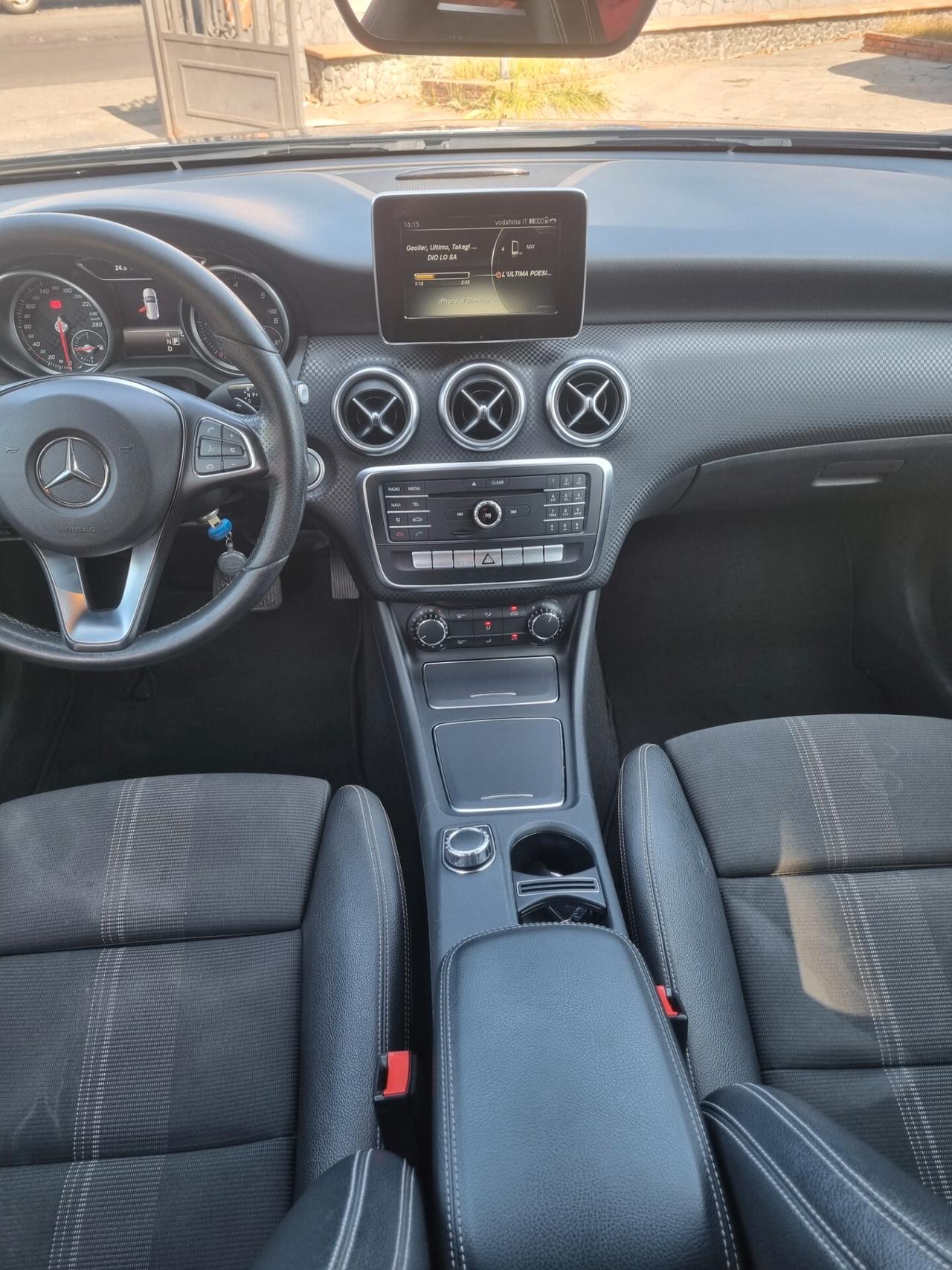 Mercedes-benz A 200 A 200 d Automatic Sport