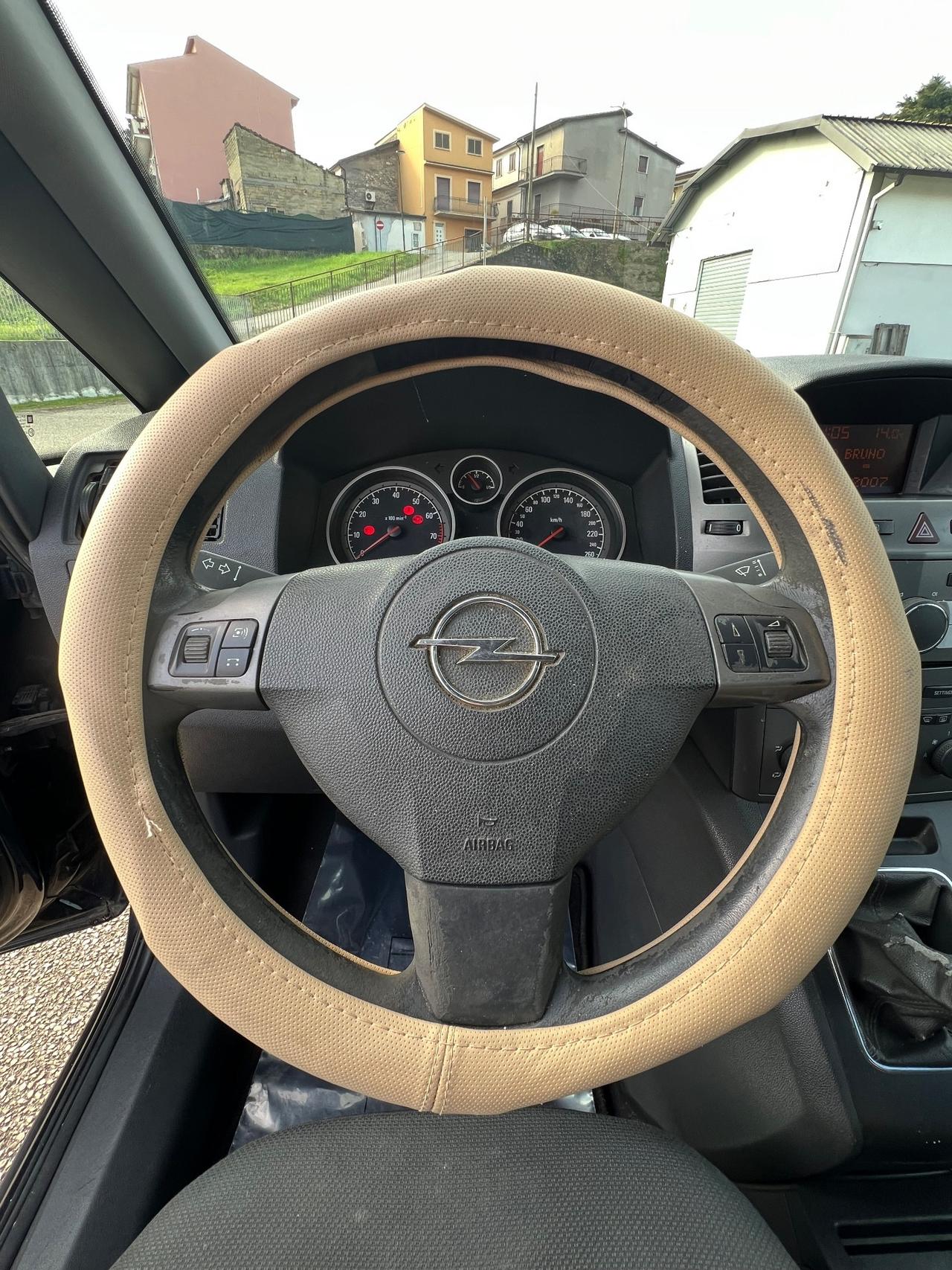 Opel Zafira 1.6 16V ecoM 94CV Enjoy