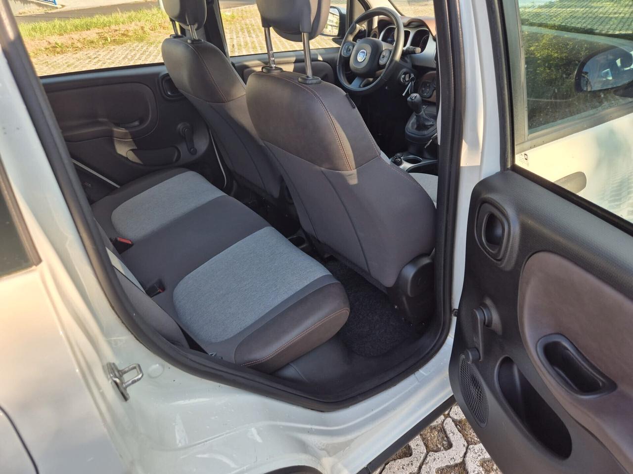FIAT PANDA CROSS 4X4 DIESEL 95 CV
