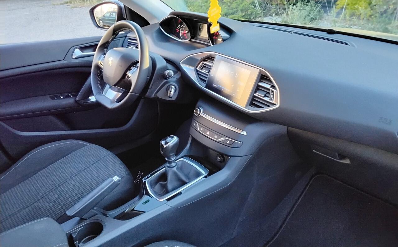 Peugeot 308 BlueHDi 100 S&S SW Active
