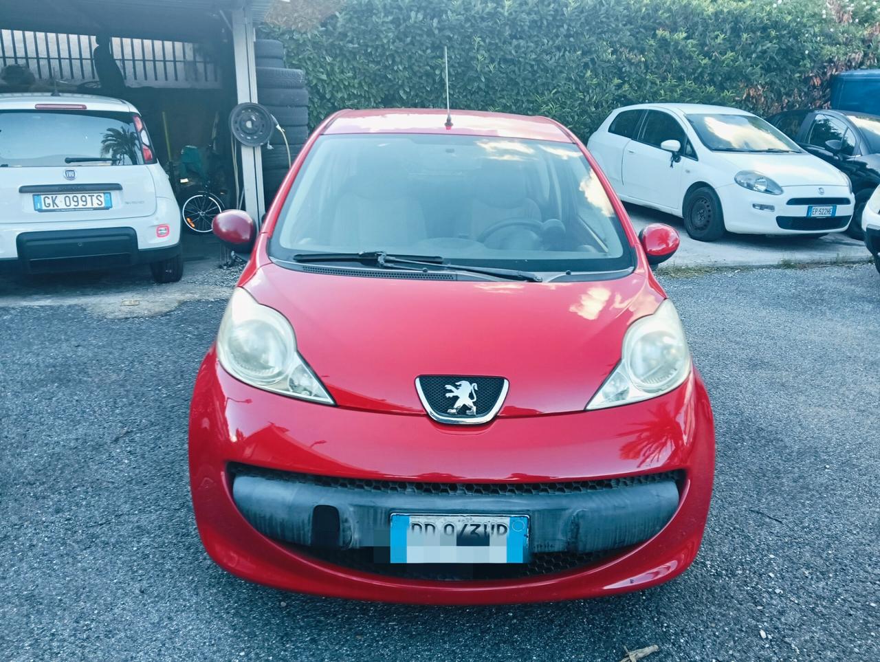 Peugeot 107 1.0 68CV 3p. Plaisir