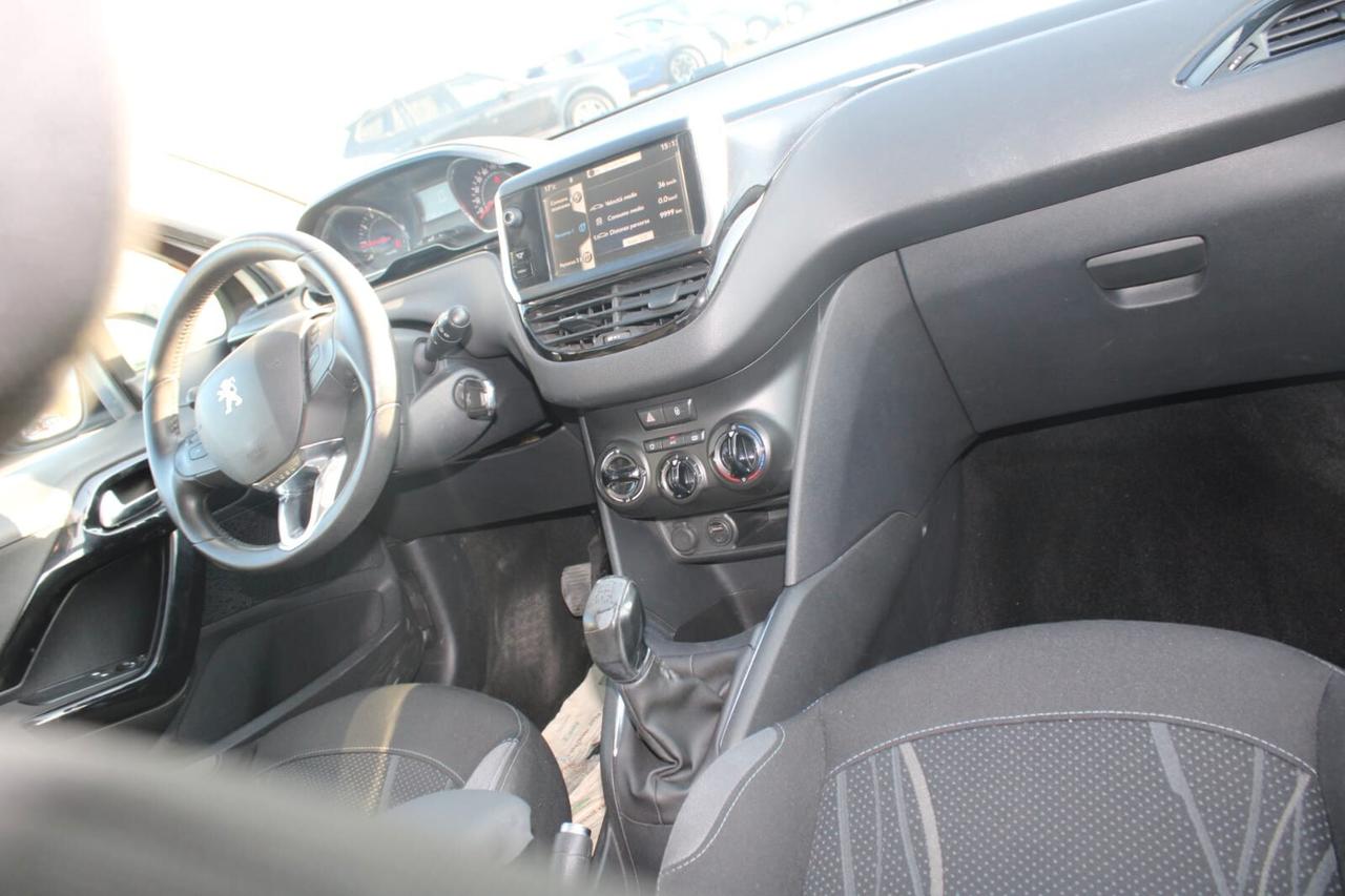 Peugeot 208 1.2 VTi 82 CV 3 porte Allure