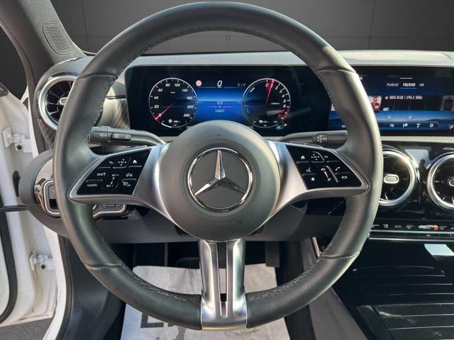 MERCEDES-BENZ A 250 e hybrid EQ Progressive Advanced