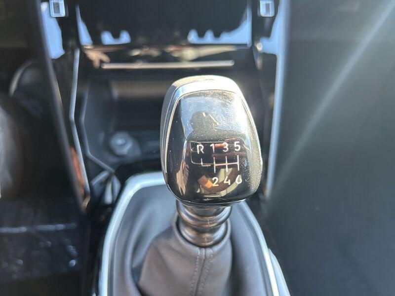 Peugeot 2008 II 2023 1.2 puretech Allure s&s 100cv