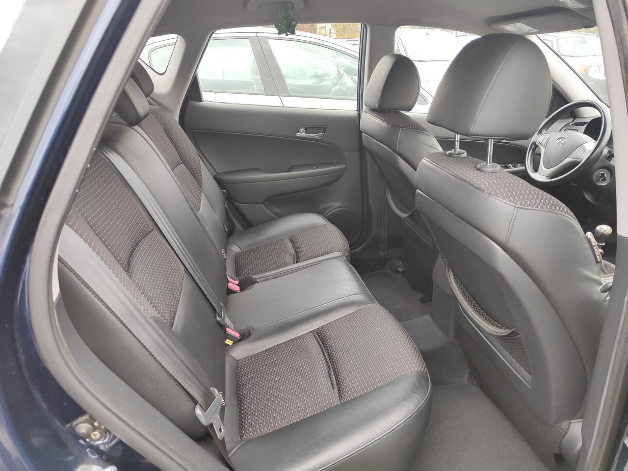 Hyundai i30 1.6 CRDi VGT 16V 90CV 5p.