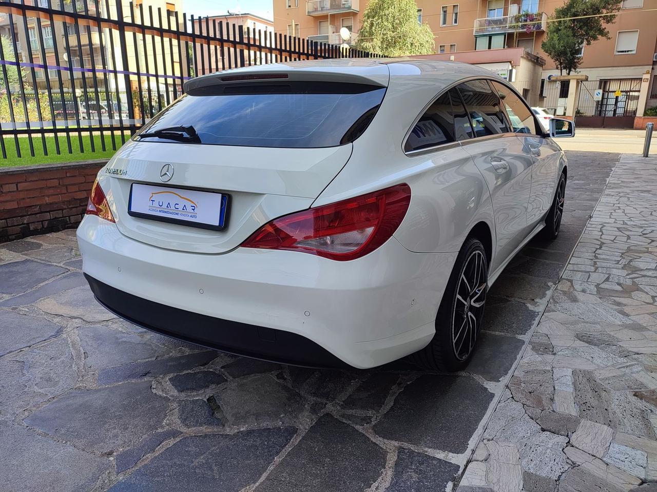 Mercedes-Benz CLA 200 200d Automatic Shootin #6730