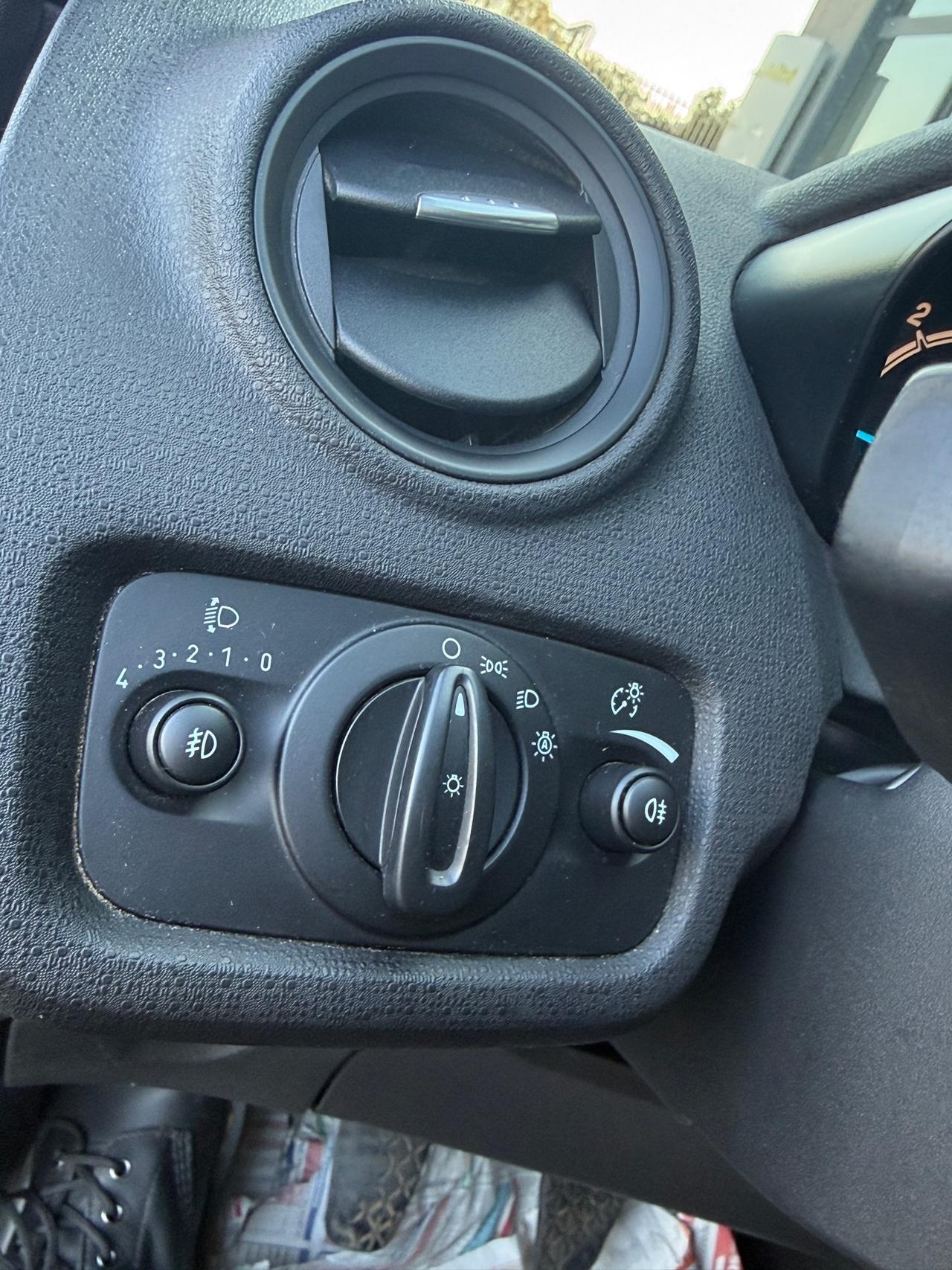 Ford Fiesta 1.5 TDCi 75CV 3 porte AUTOCARRO