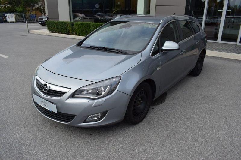 Opel Astra 1.7 CDTI 110CV Sports Tourer Cosmo