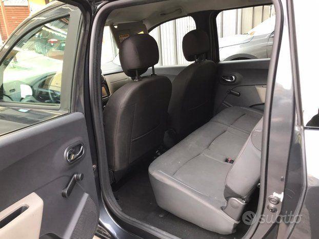 Dacia Lodgy Laureate 79kw 1.5 dci 8v 110cv 7 Posti