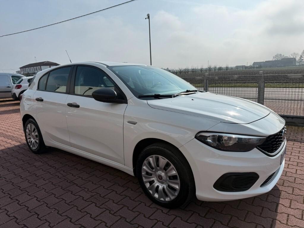 Fiat Tipo 1.3 Mjt S&S 5 porte Easy