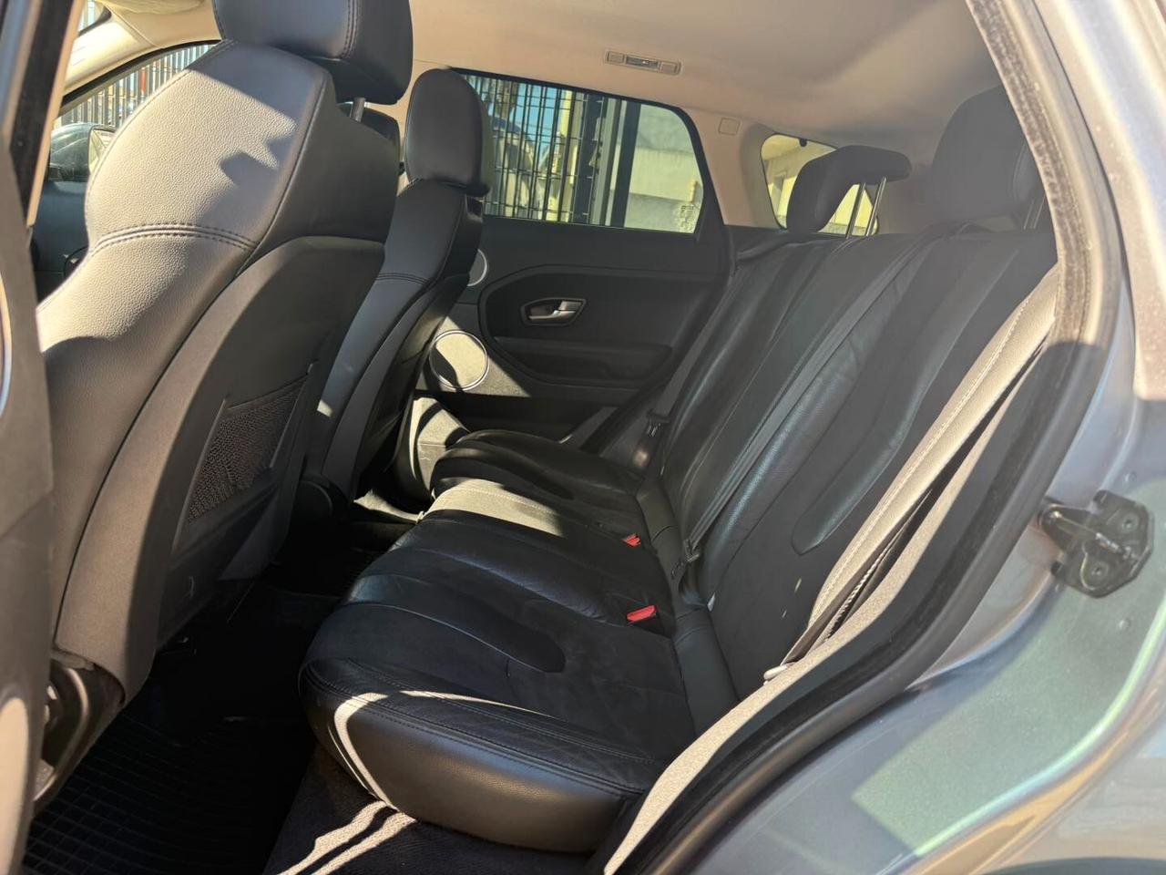 Land Rover Range Evoque 2.2 TD4 5p. Prestige