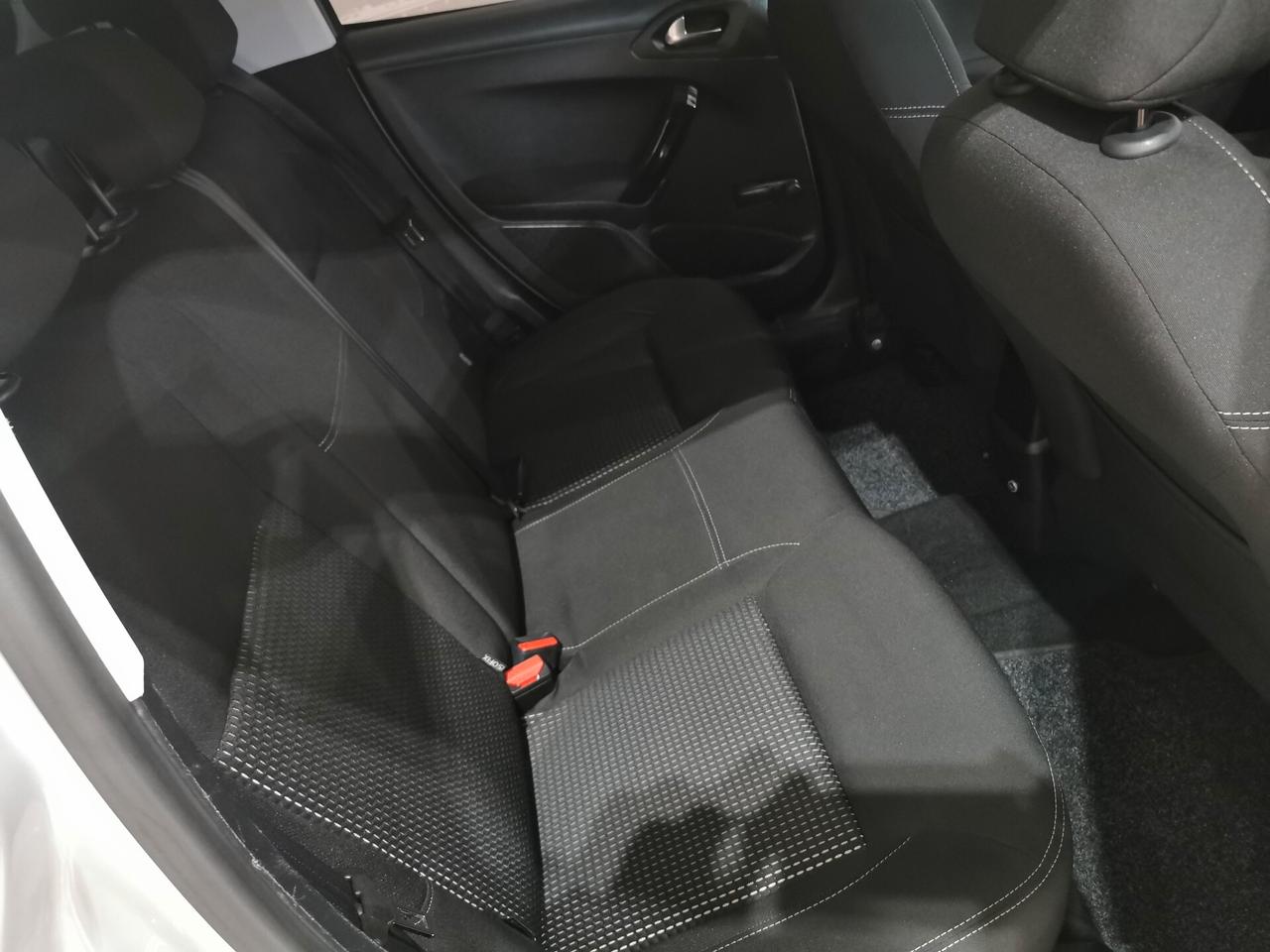 Peugeot 208 BlueHDi 75 5 porte Allure