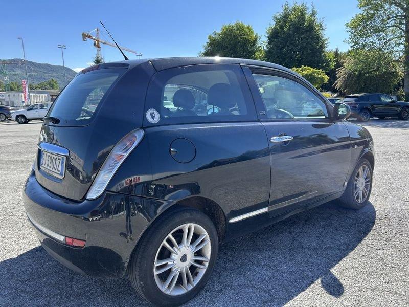 Lancia Ypsilon 1.3 MJT 75 CV