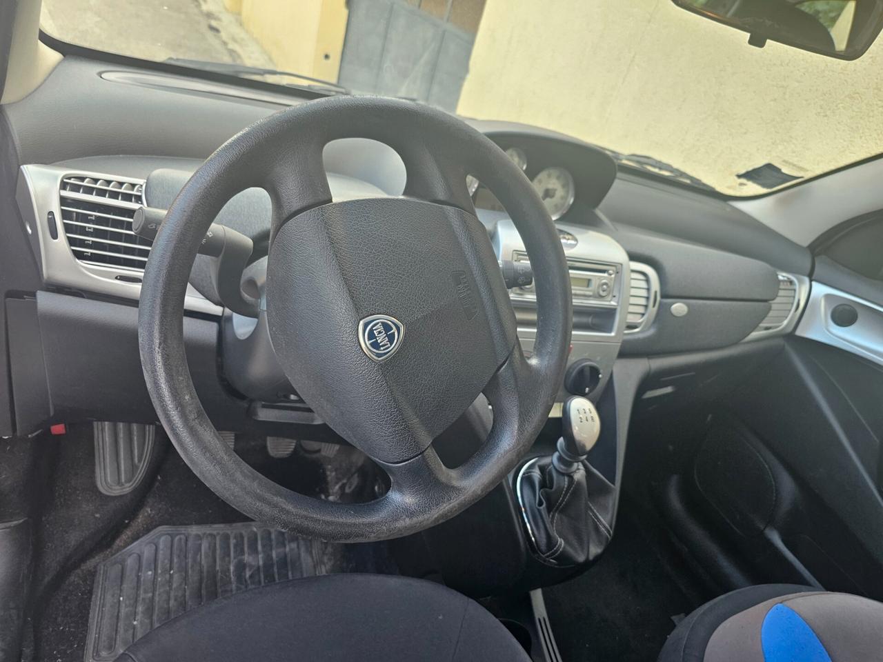 Lancia Ypsilon 1.2 Argento