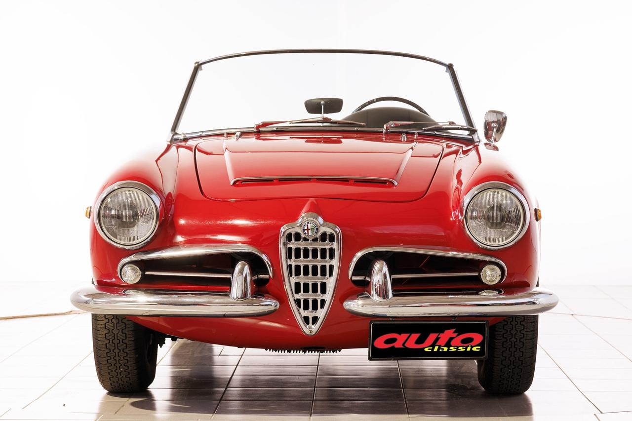 Alfa Romeo Giulia 1600 Spider Veloce