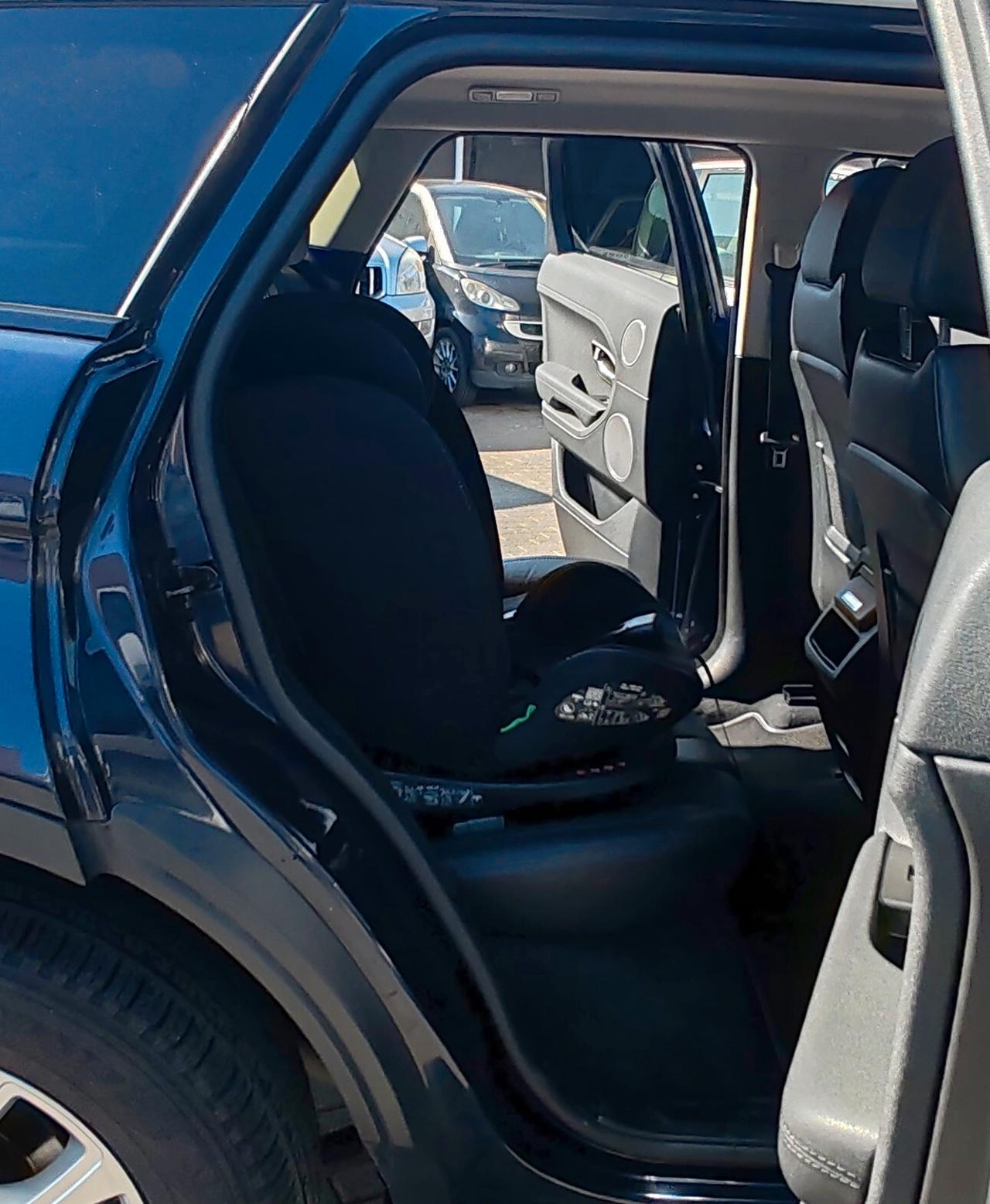 Land Rover Range Evoque 2.2 TD4 5p. Pure