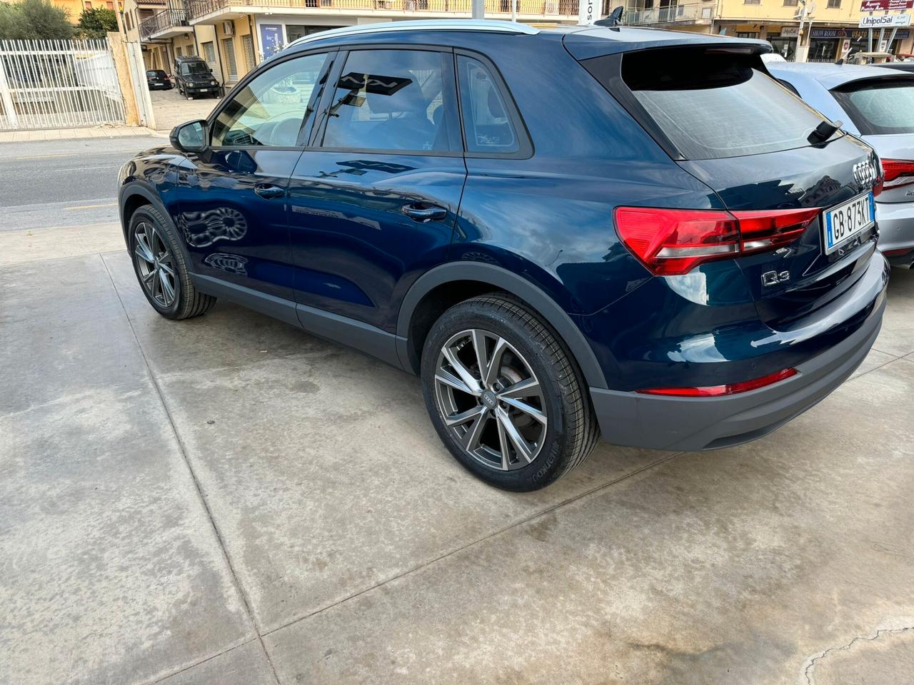 AUDI Q3 35 TDI S TRONIC